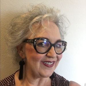 Meet your Posher, Catherine